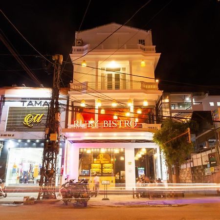 Ruby Bistro Hotel Hue Dış mekan fotoğraf