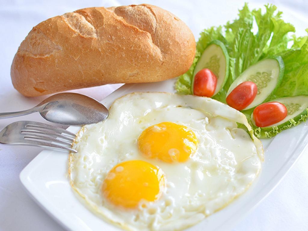 Ruby Bistro Hotel Hue Dış mekan fotoğraf