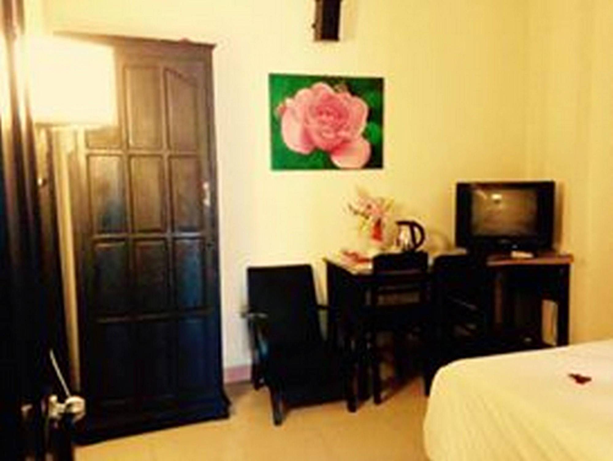 Ruby Bistro Hotel Hue Dış mekan fotoğraf